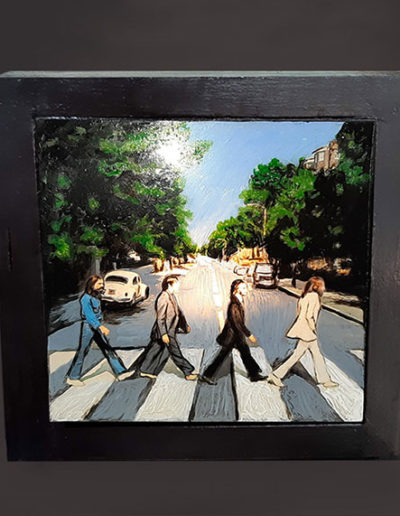 Lampada in legno dipinta a mano dei Beatles in Abbey Road